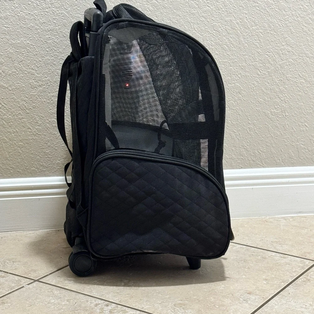 Snoozer - Pet car seat/carrier for up to 25lbs